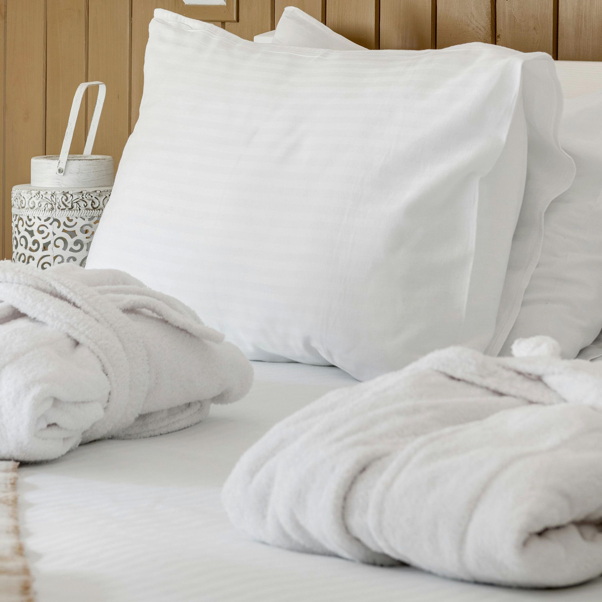 Swiss Stripes T-250 Standard Pillowcase 42x36 - Image 5