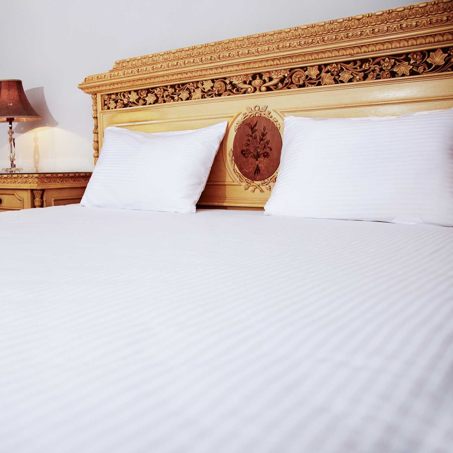 Swiss Stripes T-250 King Flat XL 114x120 - Image 2