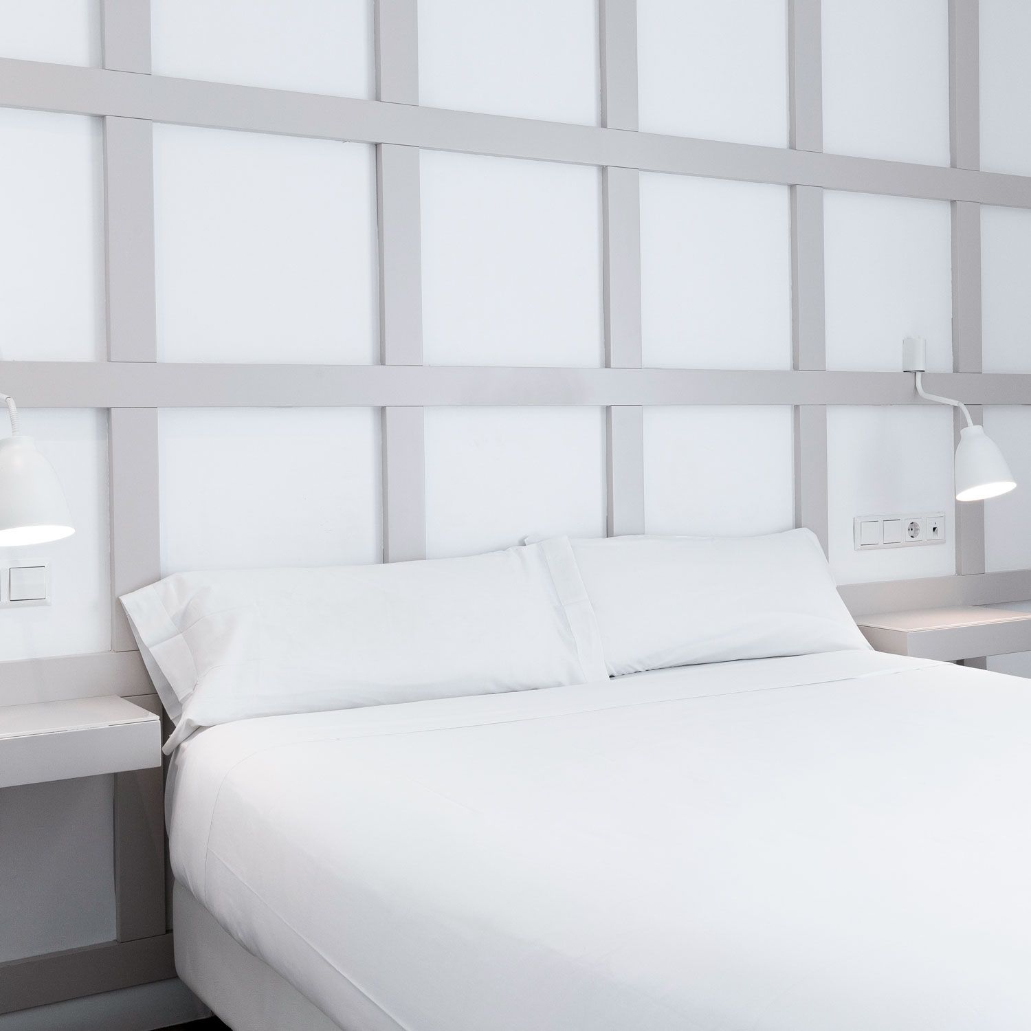 Ryotei T-300 Cal King Fitted 73x85x18 - Image 4