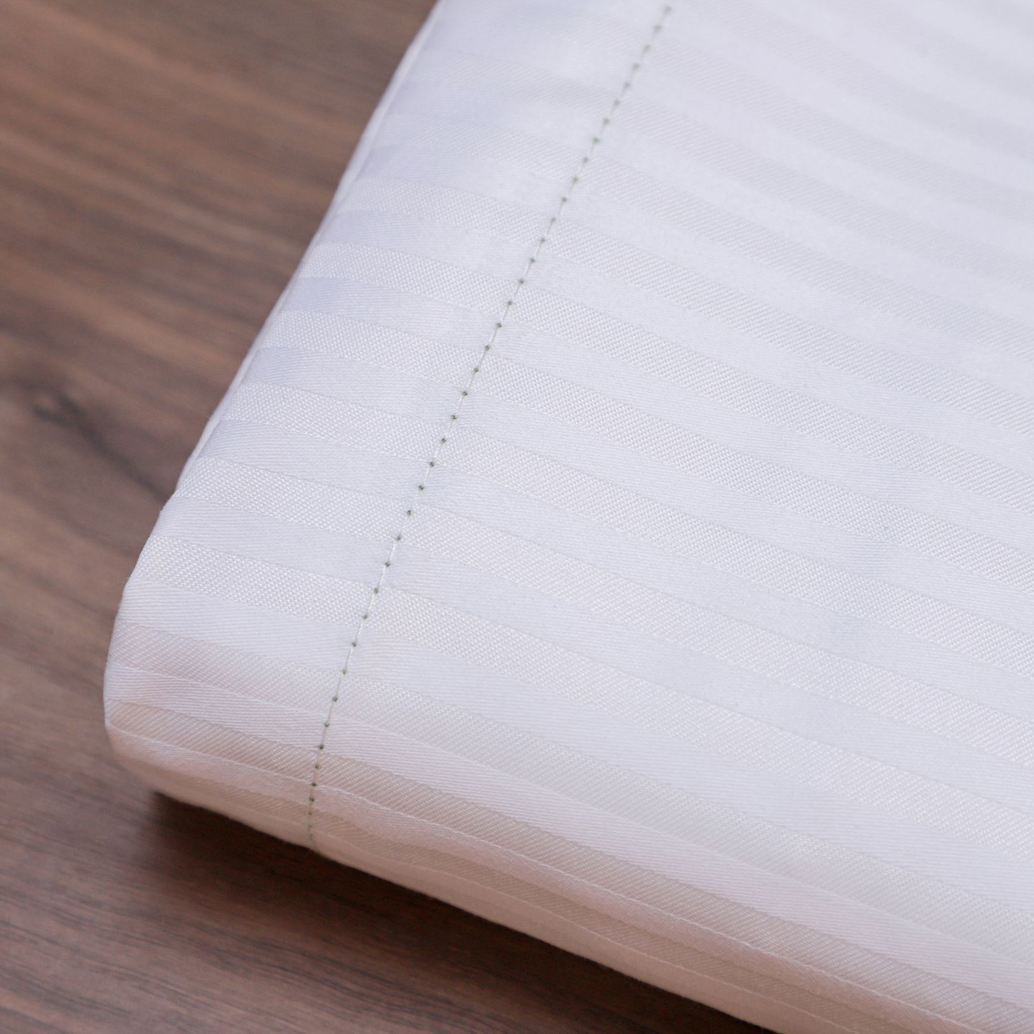 Swiss Stripes T-250 Standard Pillowcase 42x36 - Image 3